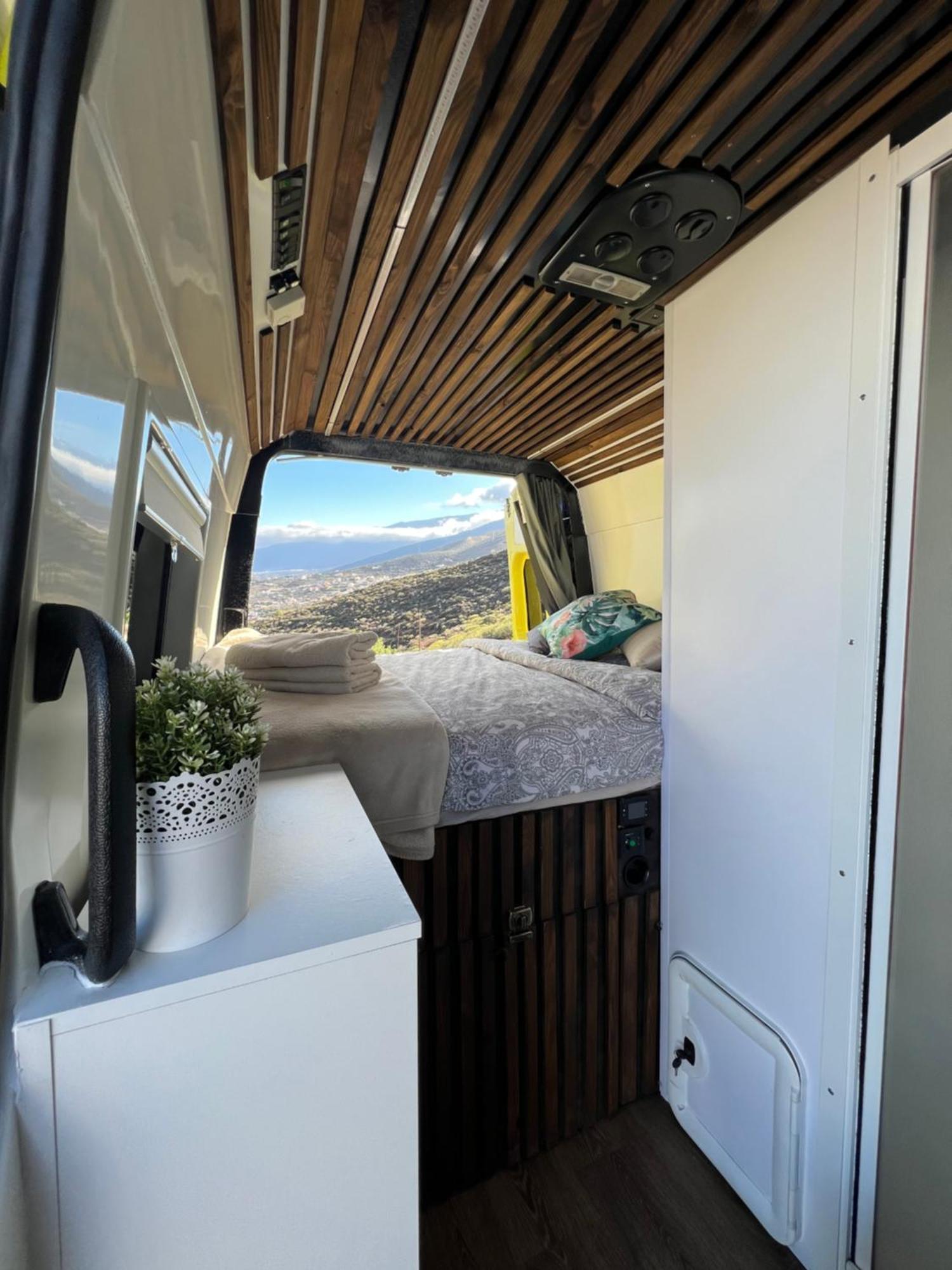 On Road- Feel Freedom With Campervan! Guincho  Exterior foto